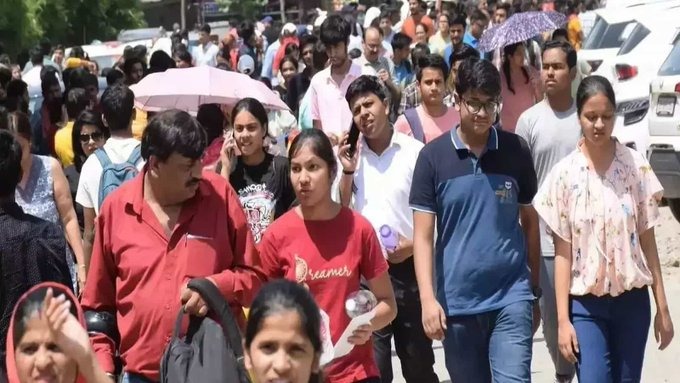 JEE Advanced 2025: నేడు జేఈఈ అడ్వాన్స్‌డ్‌ పరీక్ష.. నిమిషం ఆలస్యమైనా నో ఎంట్రీ!