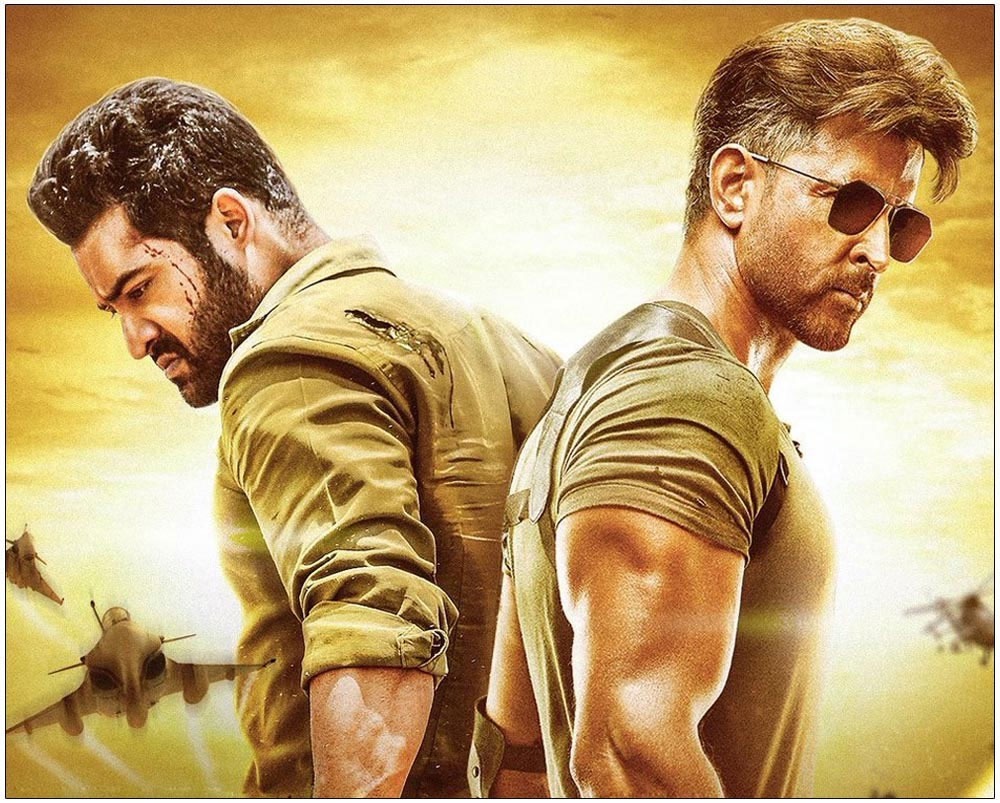 War 2: థియేటర్లు దద్దరిల్లాల్సిందే.. పవర్ ఫుల్ గా ‘వార్ 2’ ట్రైలర్